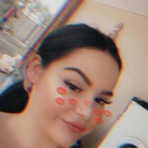 Meet your Posher, Annalisa